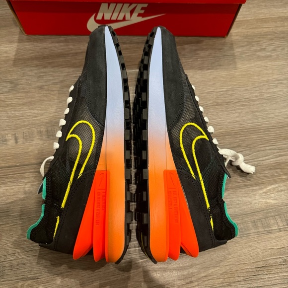 Nike Waffle One Black Yellow Jaune Strike Athletic Sneakers - Picture 7 of 13